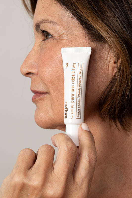 8 motivos para usar o Creme para área dos olhos Bisyou